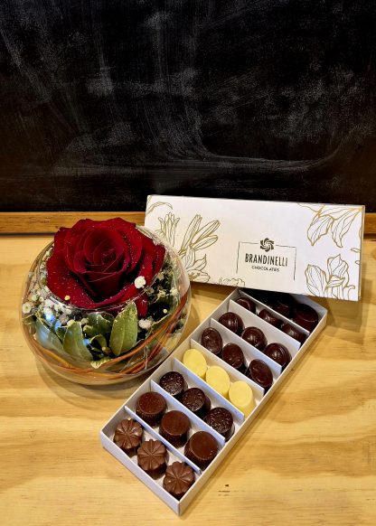 Esfera con 1 Rosa y Bombones