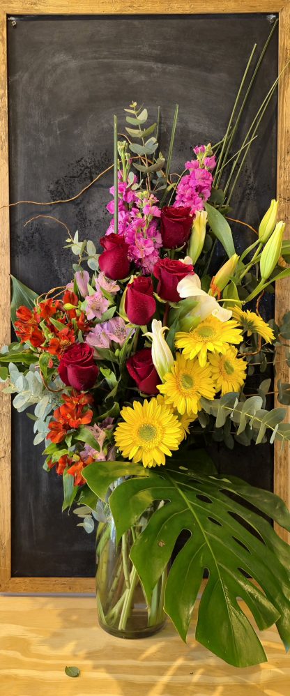 Arreglo de Rosas, lilium y Gerberas