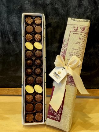 Caja de Tela con 24 Bombones
