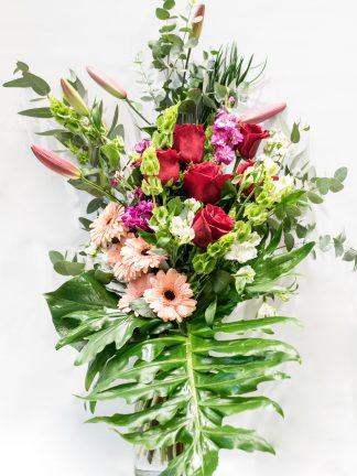 Arreglo de Rosas, lilium y Gerberas