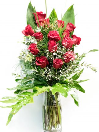 Arreglo con 18 rosas