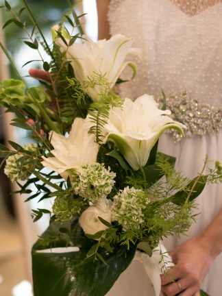 Novia Elegante