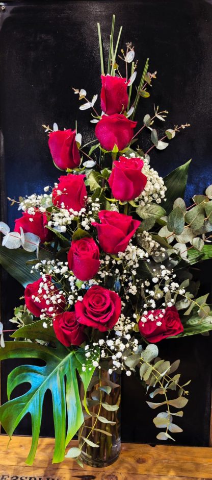 Arreglo con 12 Rosas