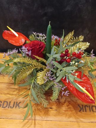 Anthurium y flores naturales